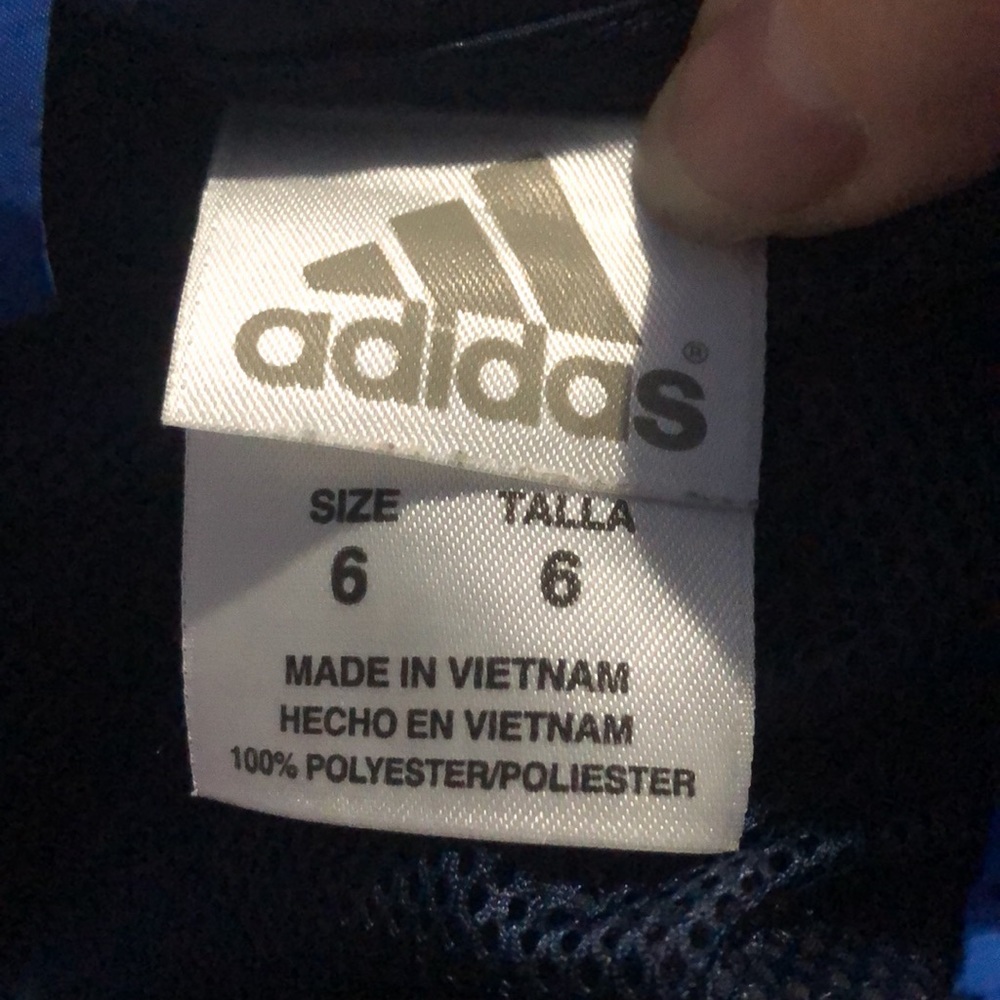 2 Adidas Windbreakers - Picture 2 of 6